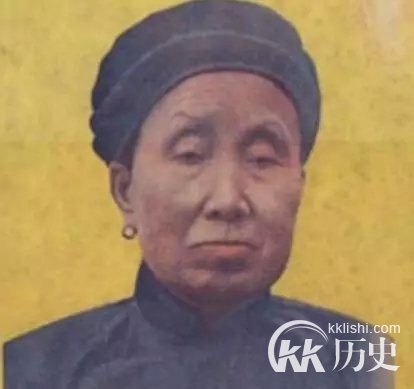 揭秘：蒋介石的干姐，双枪老太婆为何沦为土匪？