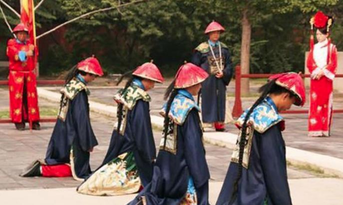 清代刚入仕的京官,官服居然是用租的