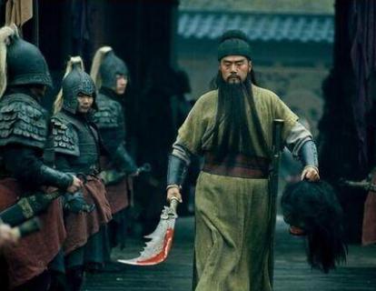 关羽和张飞这么的厉害 教他们的师傅是谁呢
