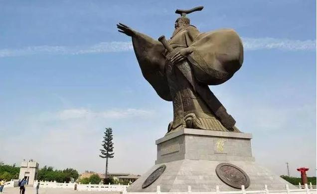 汉武帝为何宁愿打空国库,冒着穷兵黩武的罪名,也要与匈奴死磕?