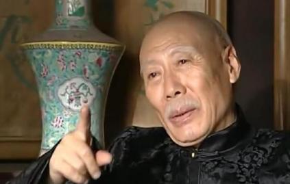和珅在临死前对福长安说了什么事情 和他的死因有关吗