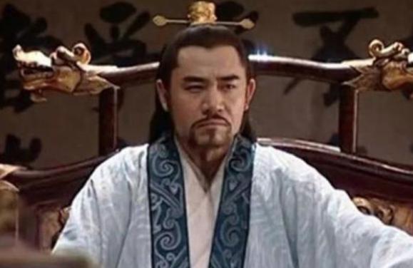 朱允炆追尊父亲没人反对,朱厚熜追尊父亲就遭集体反对