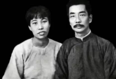 郭沫若4个字评价鲁迅,鲁迅回了10个字
