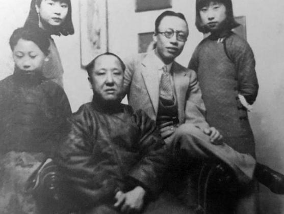 从皇帝到平民,晚年竟然被妻子家暴