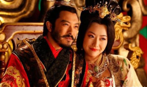 一个侍女上位的皇后,把自己侍女献给皇上多年后后悔不已!