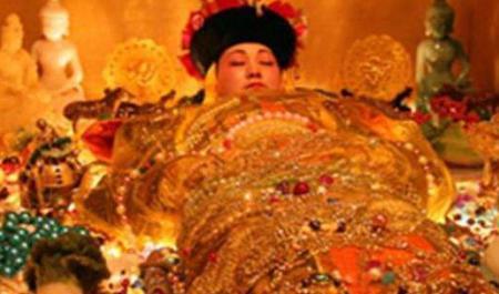 世界上最值钱的尸体 慈禧跟他比简直弱爆了