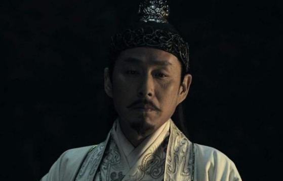 历史上最冷血无情的皇帝,妻子自杀谋臣离开
