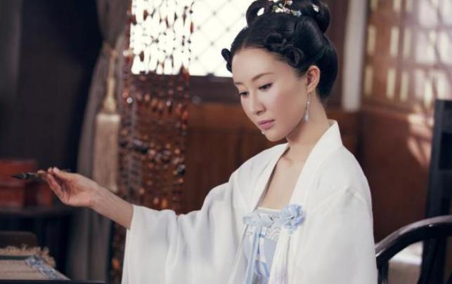 张裕妃:怀孕13个月未产子,最后被活活饿死