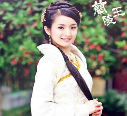 杨雪舞和元清锁有没有关系 两者间是同一个人吗