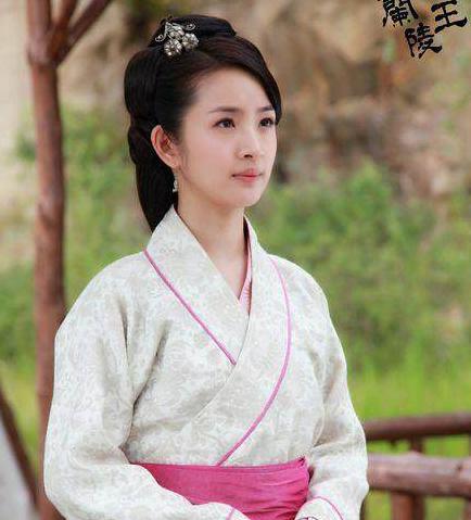杨雪舞和元清锁有没有关系 两者间是同一个人吗