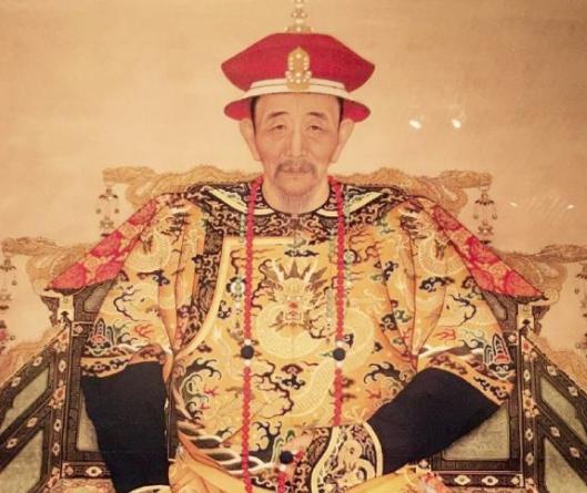 康熙是历史上的千古明君,他为何去祭拜朱元璋