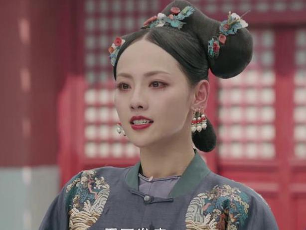 姑侄二人同嫁乾隆,姑姑被打入冷宫,侄女落水而亡