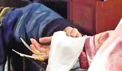 古代太医接触的都是皇帝的女人 他就这么放心让他随意出入吗