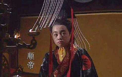 东汉最强外戚!拥立了三个皇帝,最后却不得已服毒而死!