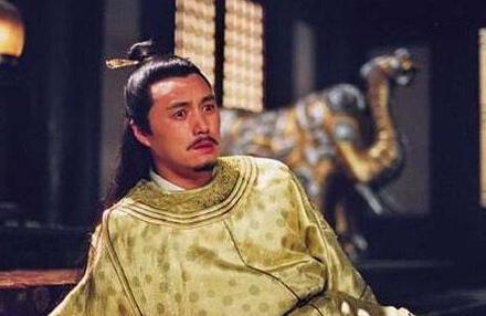柳敬言身高七尺二寸、手长过膝，生下了亡国之君