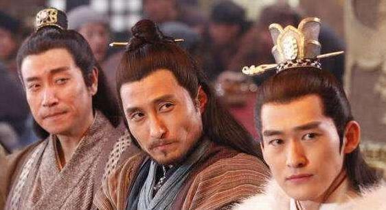 此人是隋唐演义第七好汉的父亲,被赐姓李,因反唐被自己人杀死?