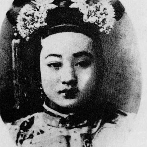 在清朝时期，后宫妃子们一个月的宫份有多少