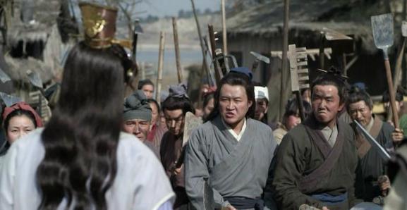 他从战场捡回一条命,后来拜将封侯