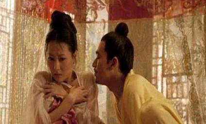 他是宋太祖的小舅子也是吃人魔王 最后被赵光义给杀了