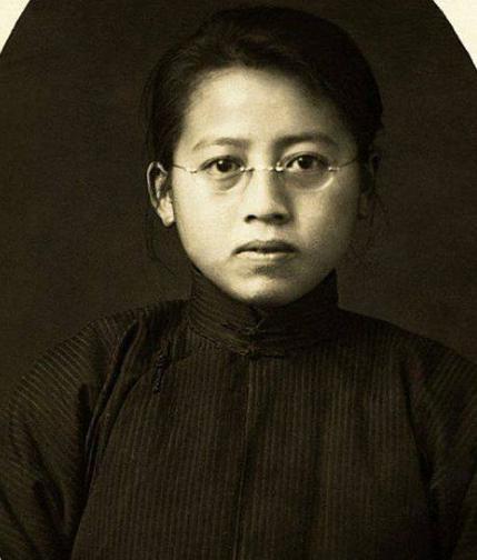 一代才女黄绍兰：被老师骗婚，最后精神错乱