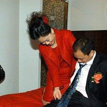 新婚夜发现两人竟是父女！