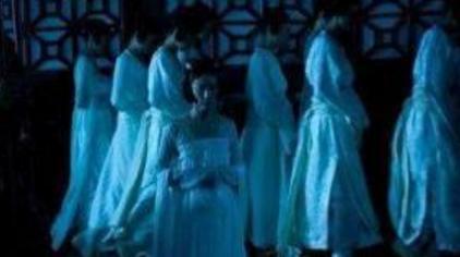 都说皇帝后宫佳丽三千 新皇继位之后是如此处理这些小妈的