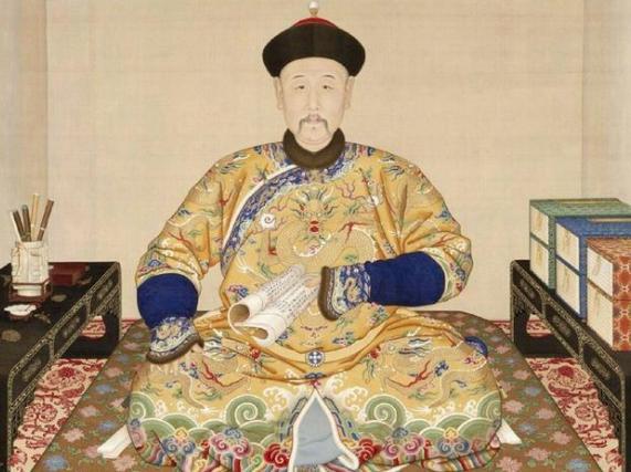 他是康熙的一等侍卫,读书生活贯穿他的一生