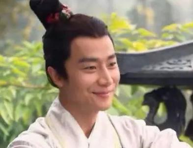 大臣听信谗言,把怀孕妻子送给皇帝,最后全家被杀