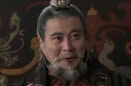 刘备早年的两位故友都投入了曹操麾下,刘备错失的这两个人是谁