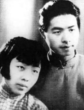 民国另类才女:爱上两个男人,三人同居生活