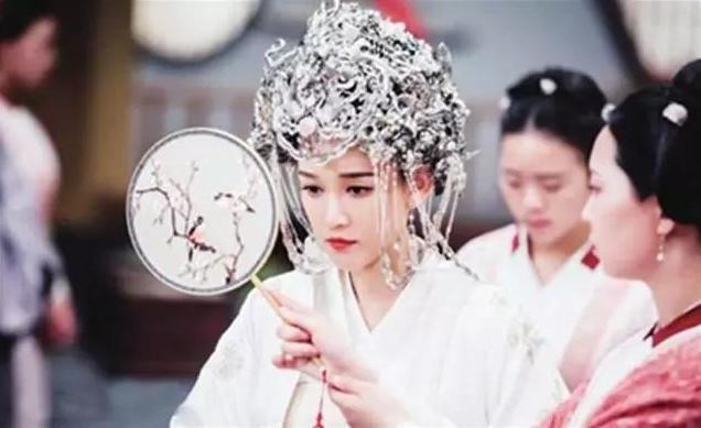 此王朝仅存在十年,只有过一个皇帝,奇葩的“国号”让人怀疑人生?
