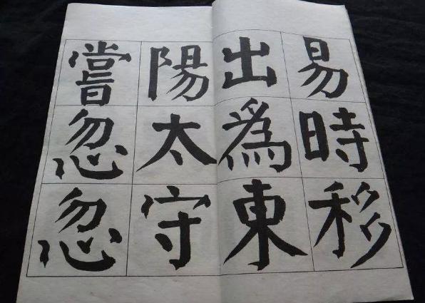 民国第一完人——谭延闿,擅长书法写诗还会打枪