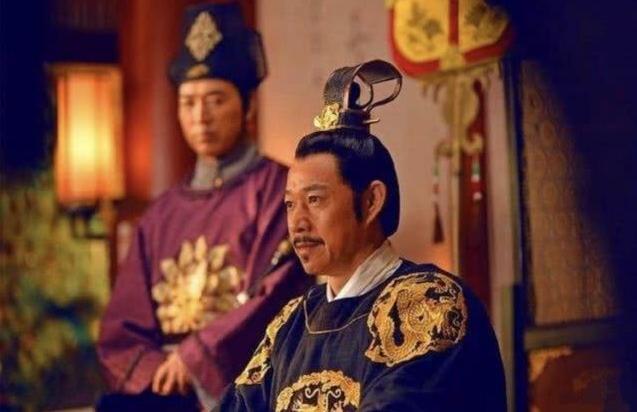 被唐太宗视为镜子的魏征,死后竟被李世民砸了墓碑,为何会如此?