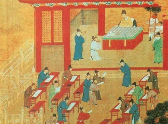 户部尚书和太子太师都是从一品,哪个的地位更高