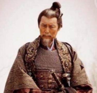 秦哀公做了什么事情成全了申包胥