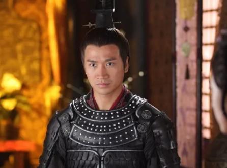 皇帝请武将吃饭,却没给他筷子,武将这么做就被排挤了