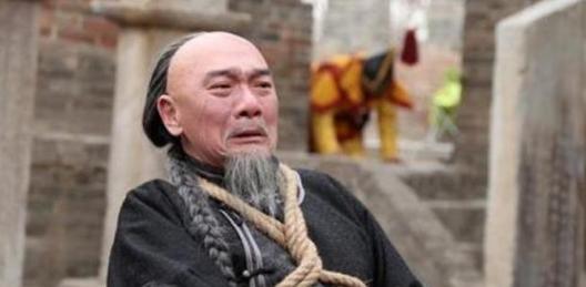 退休官员给乾隆写奏折,乾隆竟将他抄府绞死!奏折里写了什么