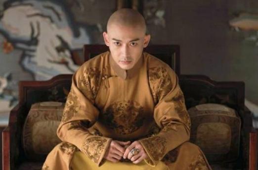 退休官员给乾隆写奏折,乾隆竟将他抄府绞死!奏折里写了什么