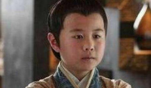 皇帝想杀了功臣,他的10岁小孙子说了一句话,后来被满门抄斩