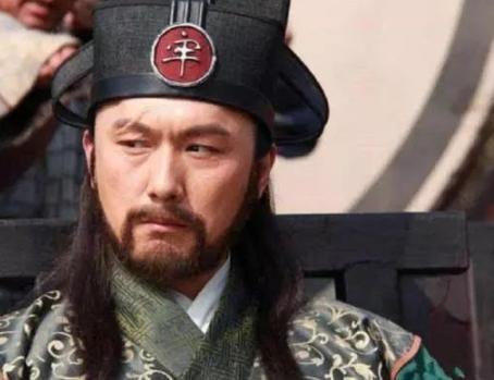 朱元璋跌倒众人视而不见，只有他冲上去搀扶反而丢了性命