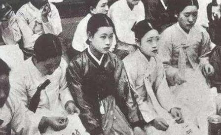 古代明知军营危险 为何女子还是要去军营呢