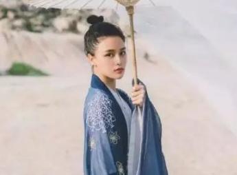 6岁李季兰因写了一首诗，却被父亲逼迫出家，最后在道观中出名