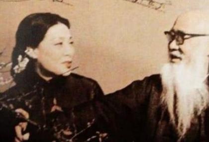他娶“妹妹”为妻,生了一个儿子后来家喻户晓