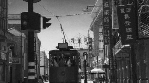 李忠岳跟秋瑾之间是什么关系
