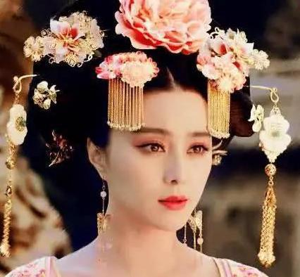 武则天作为历史上第一个女帝 她的登基之路到底是什么样的