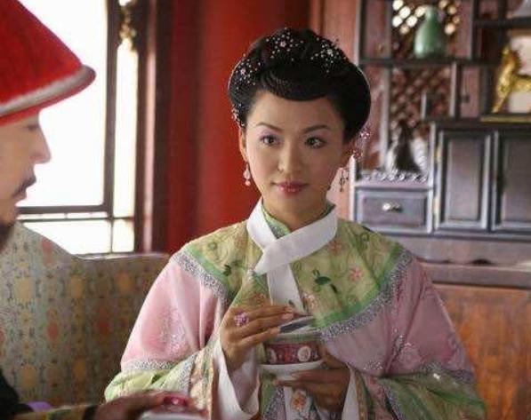 成贵妃:16岁被皇帝纳入后宫,历经五朝封贵妃