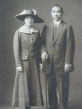 揭秘：宋氏三姐妹中为何有两个一生没有孩子