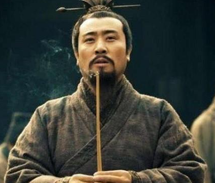 刘备有卧龙凤雏又有五虎上将 刘备为何还是打不过曹操和孙权
