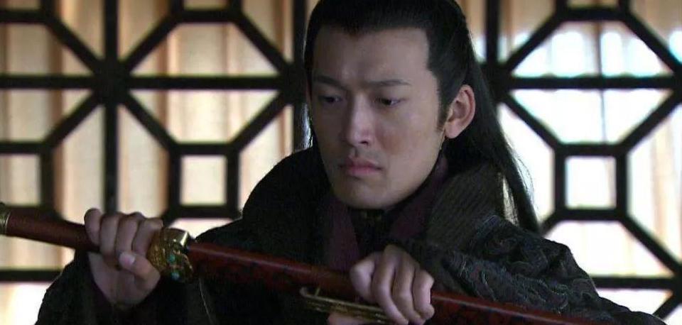 秦武王也不傻,为何偏偏要举起重鼎,然后不小心压死自己呢?