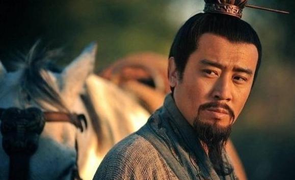 司马懿为何灭曹氏宗亲5000余人,究其原因,还是士族与皇权对抗?